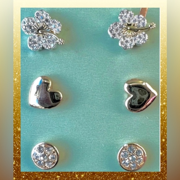 Disney Pierced Earring 3 Sets Lilo & Stitch Hibiscus Heart & Circle MSRP $60 NWT - Picture 3 of 7